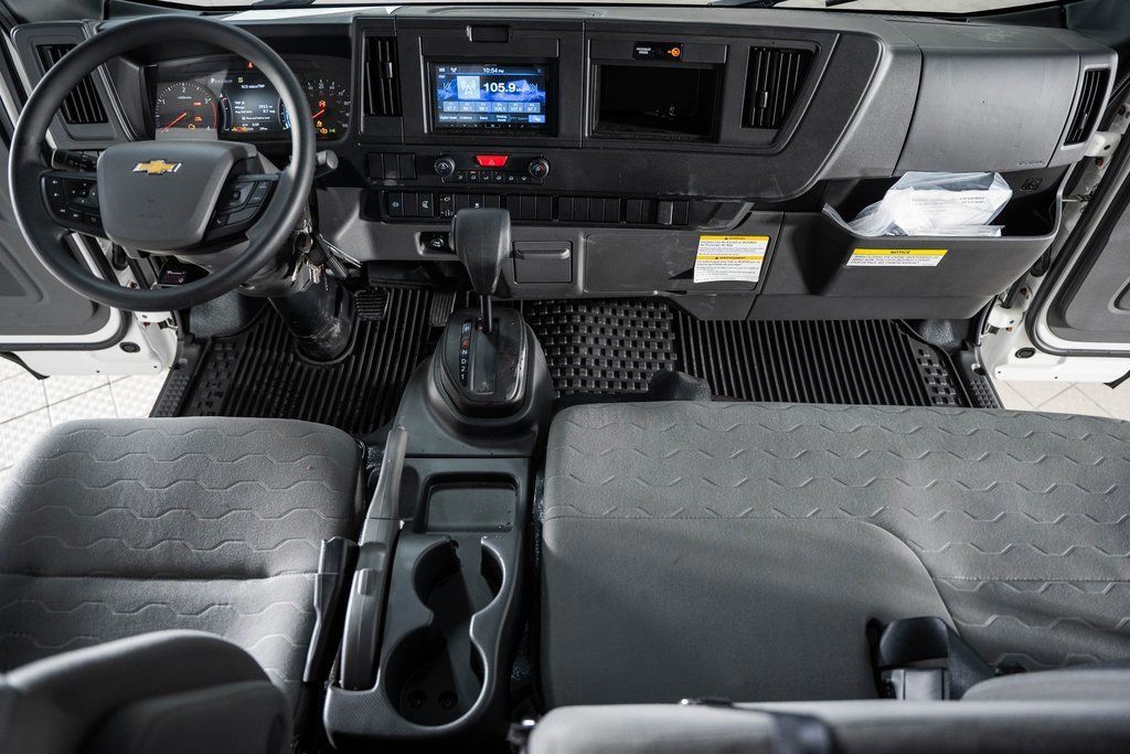 2025 Chevrolet Low Cab Forward 5500 XD  - 22995476 - 22