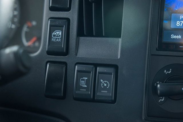 2025 Chevrolet Low Cab Forward 5500 XG  - 22868283 - 28