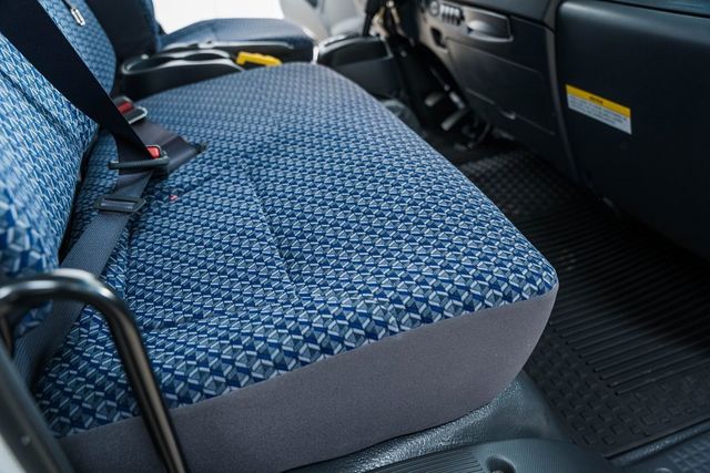 2025 Chevrolet Low Cab Forward 5500 XG  - 22868283 - 34