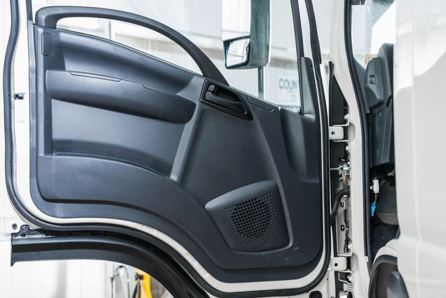 2025 Chevrolet Low Cab Forward 5500 XG  - 22868283 - 37