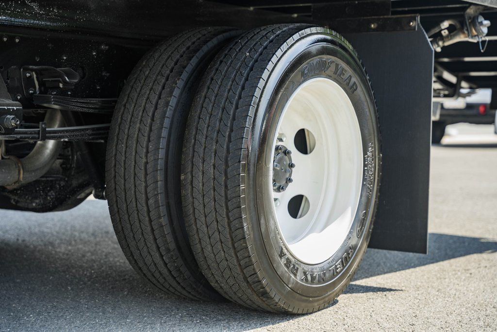 2025 Chevrolet Low Cab Forward 5500 XG  - 22993313 - 15