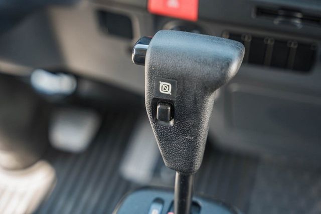 2025 Chevrolet Low Cab Forward 5500 XG  - 22993313 - 27