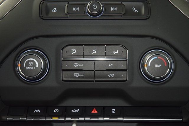 2025 Chevrolet Silverado 1500 4WD Crew Cab 147" Custom - 22882239 - 33