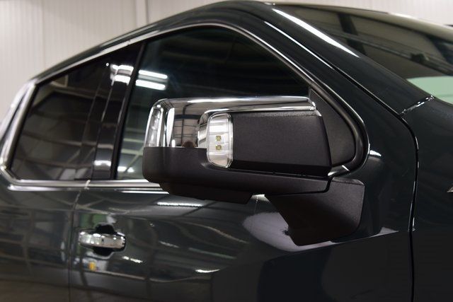 2025 Chevrolet Silverado 1500 4WD Crew Cab 147" LTZ - 22879249 - 17