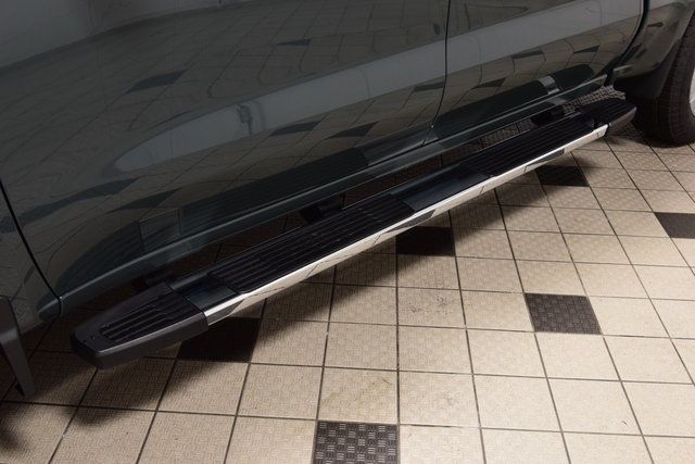 2025 Chevrolet Silverado 1500 4WD Crew Cab 147" LTZ - 22879249 - 25