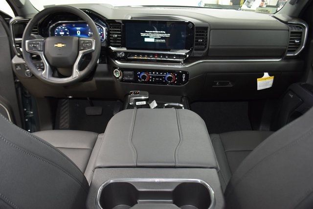 2025 Chevrolet Silverado 1500 4WD Crew Cab 147" LTZ - 22879249 - 30