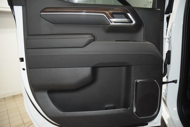 2025 Chevrolet Silverado 1500 4WD Crew Cab 147" RST - 22898313 - 45