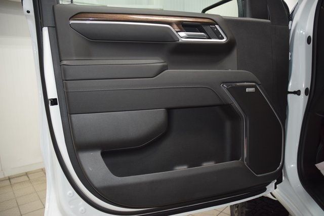 2025 Chevrolet Silverado 1500 4WD Crew Cab 147" RST - 22898313 - 47