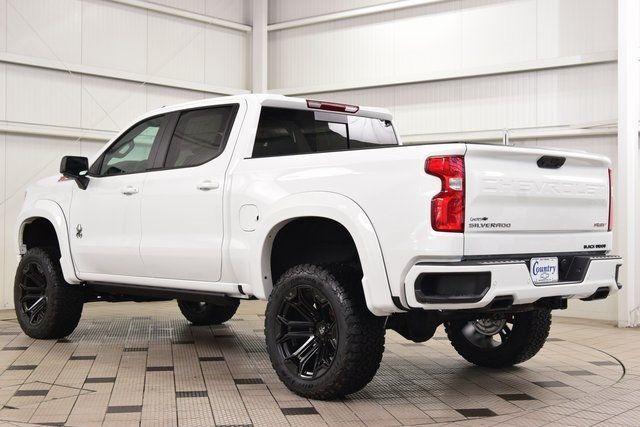 2025 Chevrolet Silverado 1500 4WD Crew Cab 147" RST - 22898313 - 5