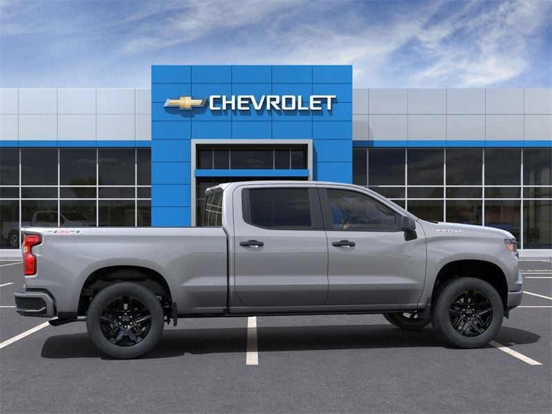 2025 Chevrolet Silverado 1500 4WD Crew Cab 157" Custom - 22636128 - 11