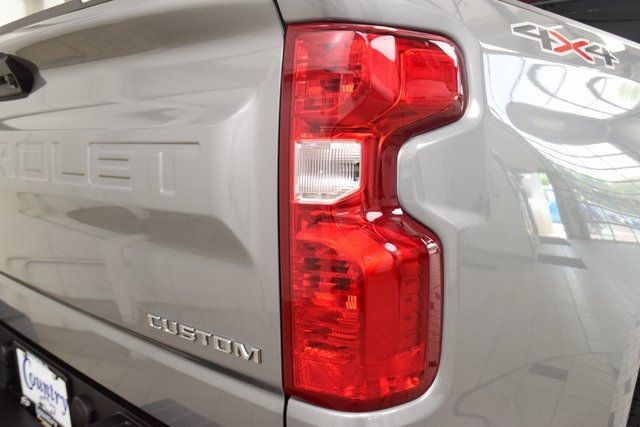 2025 Chevrolet Silverado 1500 4WD Crew Cab 157" Custom - 22871339 - 21