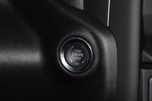2025 Chevrolet Silverado 1500 4WD Crew Cab 157" Custom - 22871339 - 35