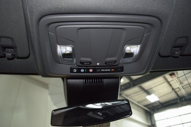 2025 Chevrolet Silverado 1500 4WD Crew Cab 157" Custom - 22871339 - 48