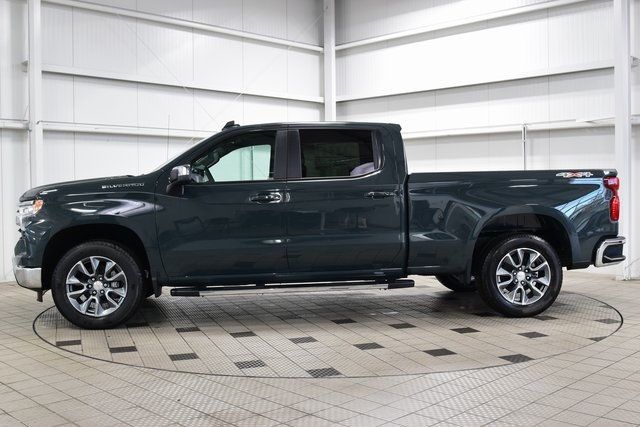 2025 Chevrolet Silverado 1500 4WD Crew Cab 157" LT - 22871337 - 3