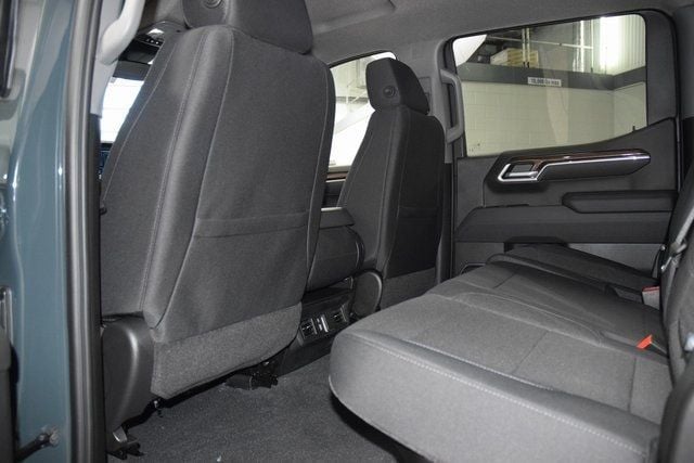 2025 Chevrolet Silverado 1500 4WD Crew Cab 157" LT - 22871337 - 44
