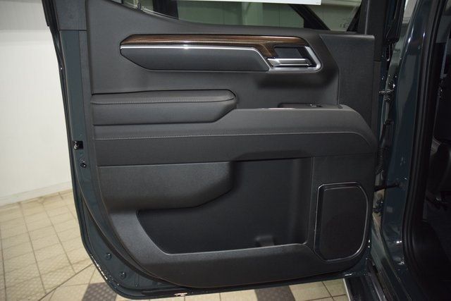 2025 Chevrolet Silverado 1500 4WD Crew Cab 157" LT - 22871337 - 45