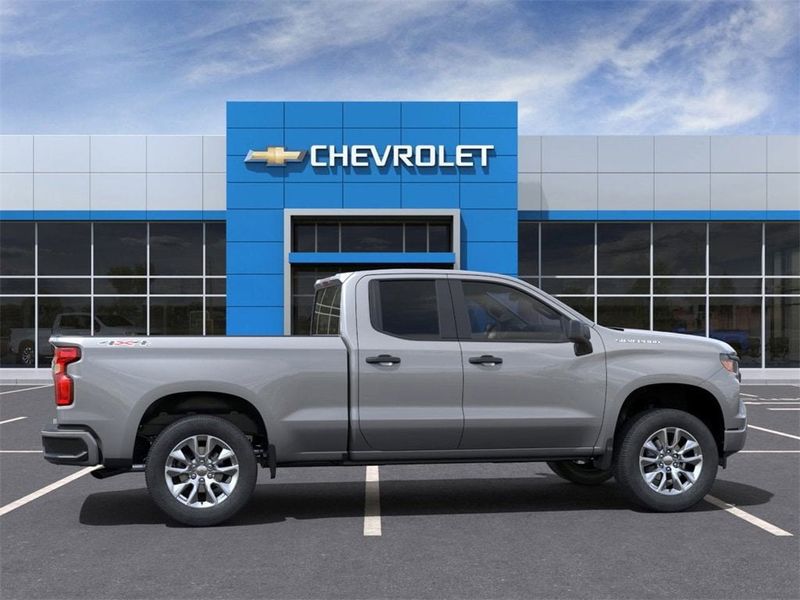 2025 Chevrolet Silverado 1500 4WD Double Cab 147" Custom - 22747472 - 29