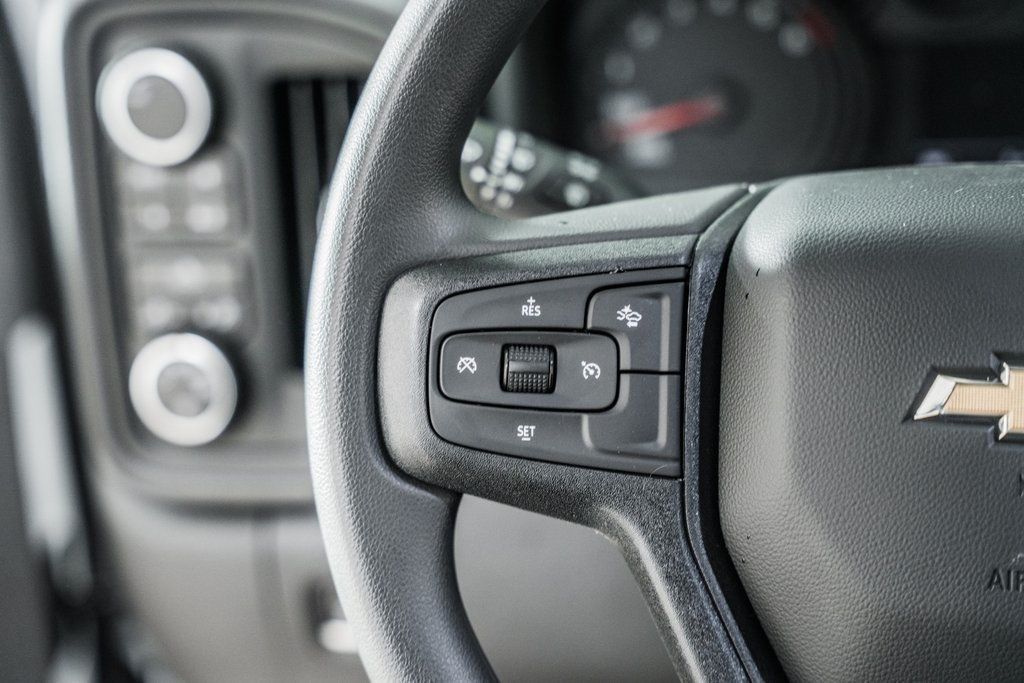 2025 Chevrolet Silverado 1500 4WD Reg Cab 126" Work Truck - 22839011 - 33