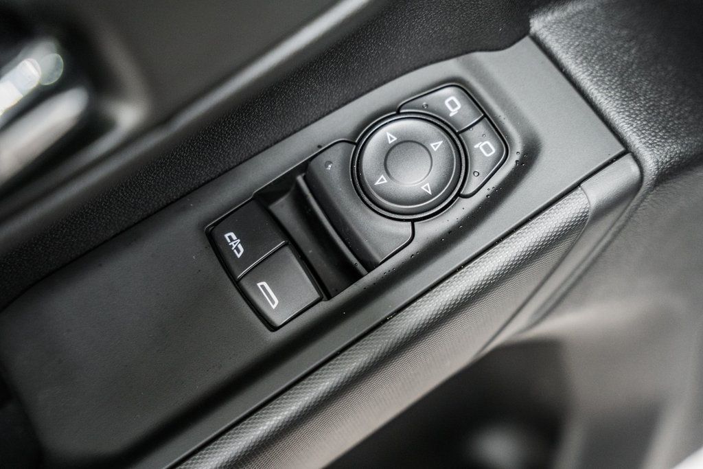 2025 Chevrolet Silverado 1500 4WD Reg Cab 126" Work Truck - 22839011 - 40