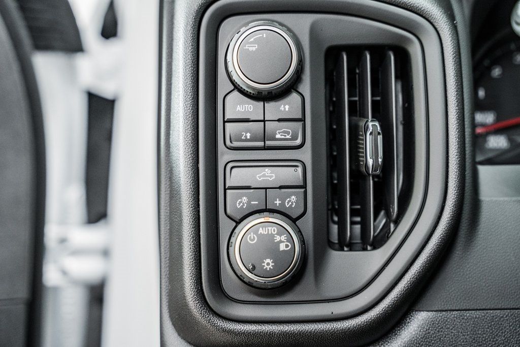 2025 Chevrolet Silverado 1500 4WD Reg Cab 126" Work Truck - 22839011 - 41