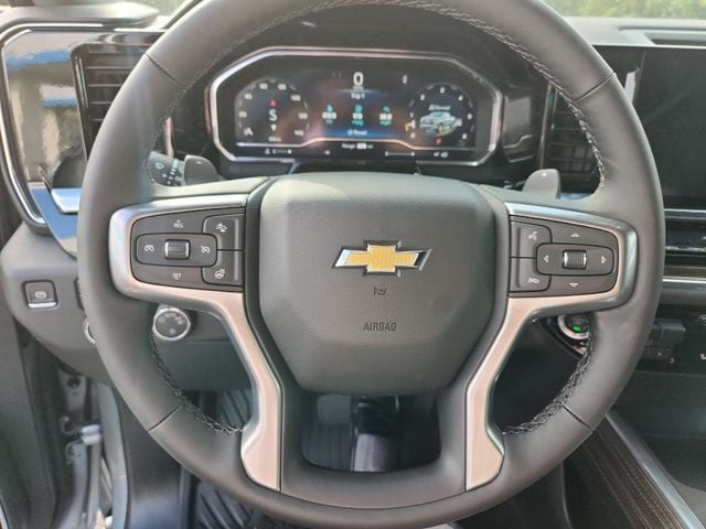 2025 Chevrolet Silverado 1500 LT - 22653296 - 17