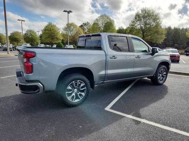 2025 Chevrolet Silverado 1500 LT - 22653296 - 4