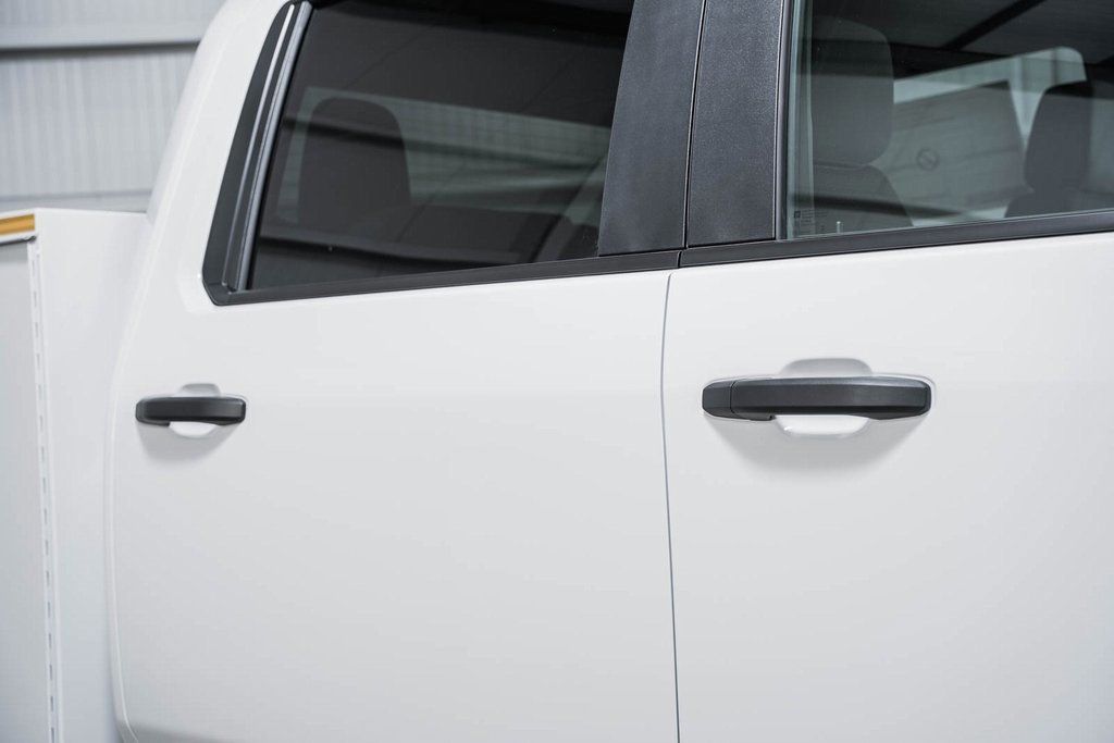 2025 Chevrolet Silverado 2500HD 4WD Crew Cab 172" Work Truck - 22868290 - 14