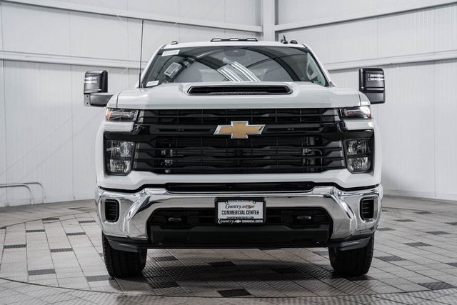 2025 Chevrolet Silverado 2500HD 4WD Crew Cab 172" Work Truck - 22868290 - 1