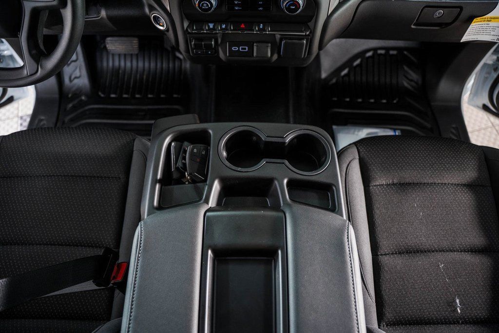 2025 Chevrolet Silverado 2500HD 4WD Crew Cab 172" Work Truck - 22868290 - 30