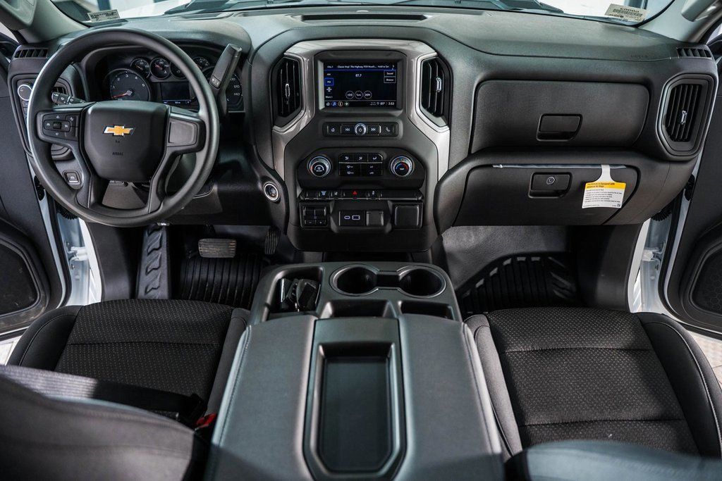 2025 Chevrolet Silverado 2500HD 4WD Crew Cab 172" Work Truck - 22996117 - 24