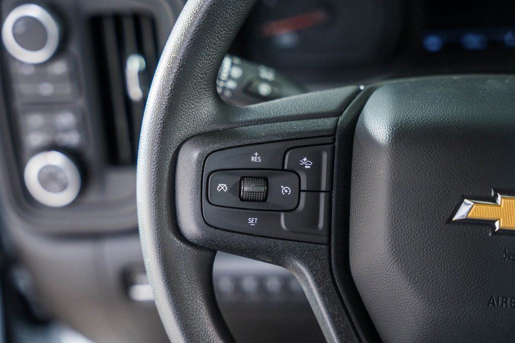 2025 Chevrolet Silverado 2500HD 4WD Crew Cab 172" Work Truck - 22996117 - 33