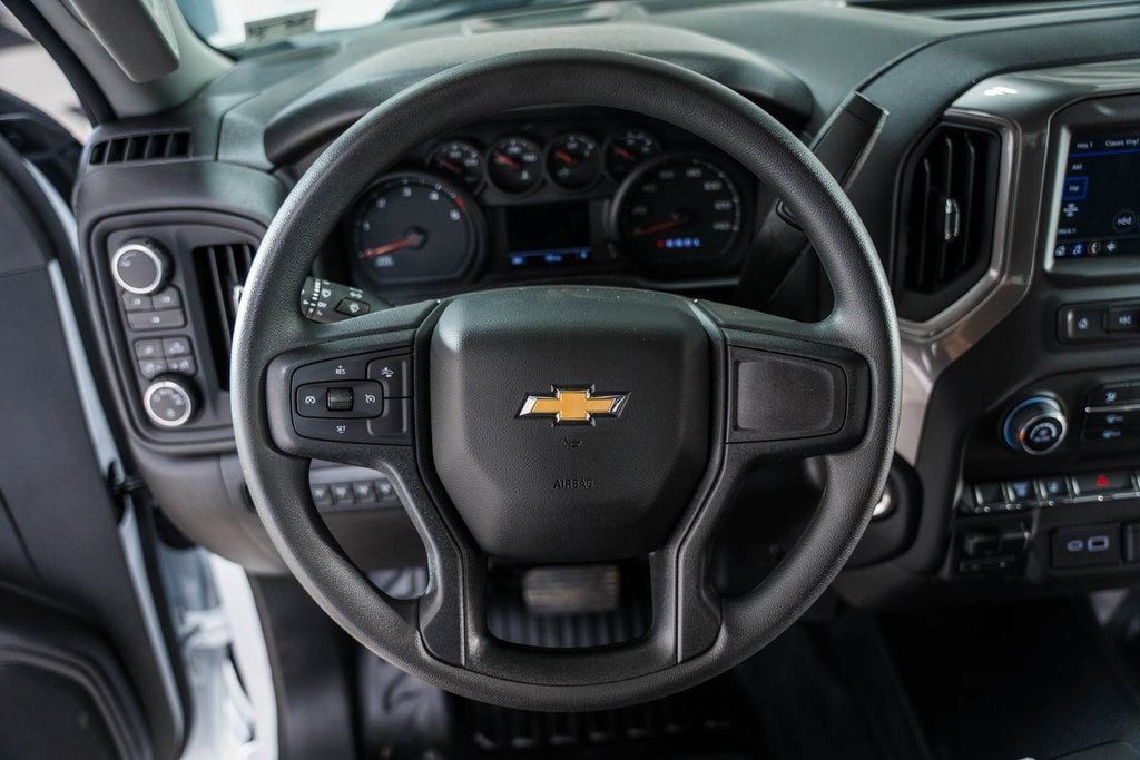 2025 Chevrolet Silverado 2500HD 4WD Crew Cab 172" Work Truck - 22996117 - 34