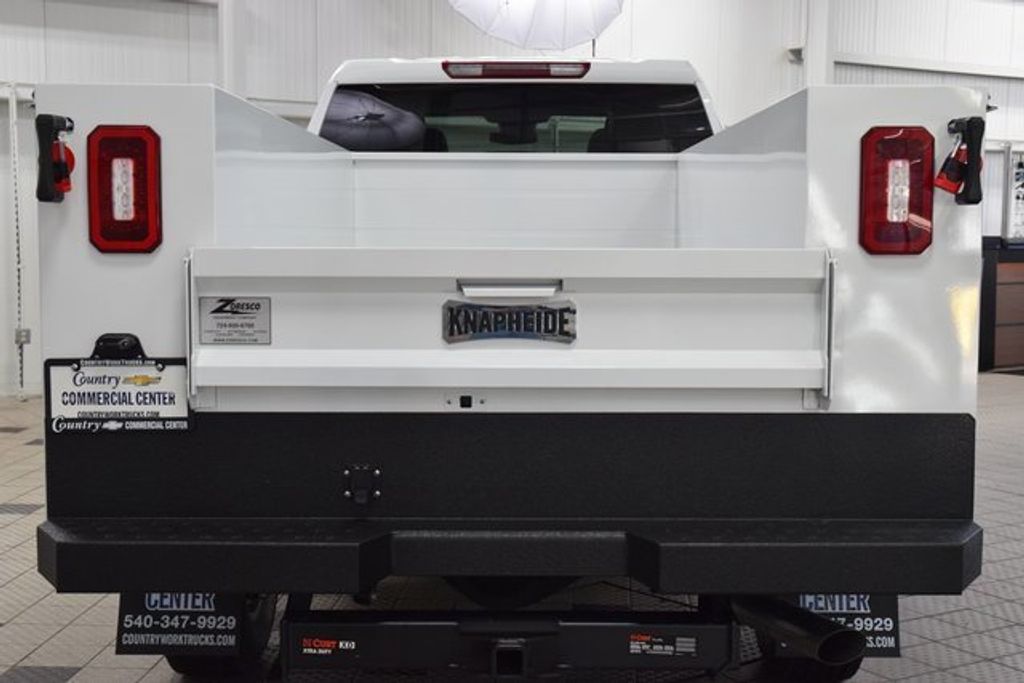 2025 Chevrolet Silverado 2500HD Work Truck photo 3