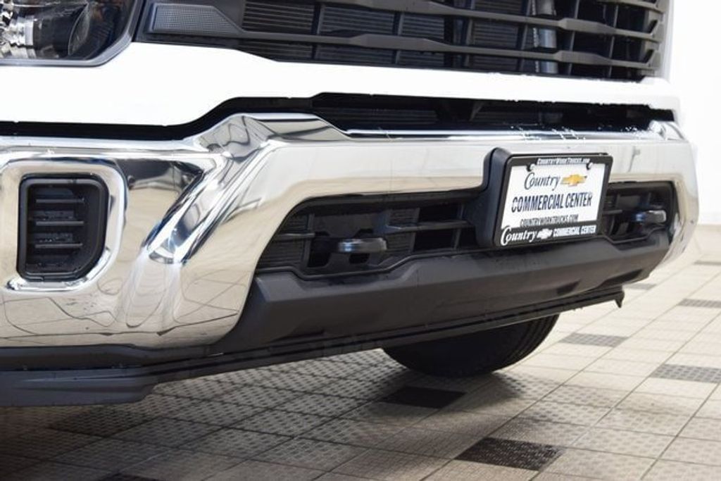 2025 Chevrolet Silverado 2500HD Work Truck photo 6