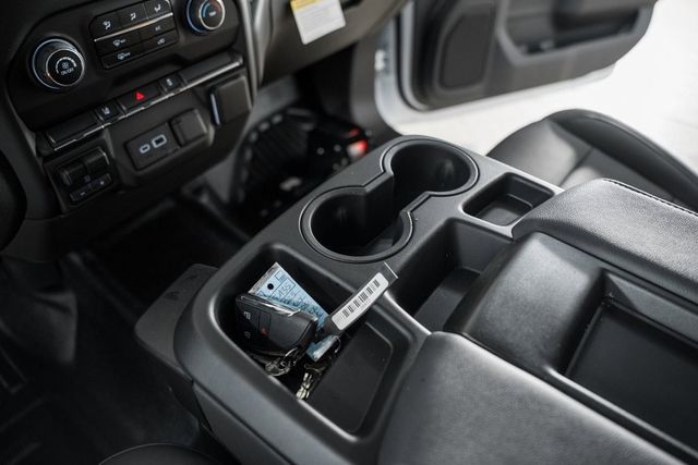 2025 Chevrolet Silverado 2500HD 4WD Reg Cab 142" Work Truck - 22868294 - 28