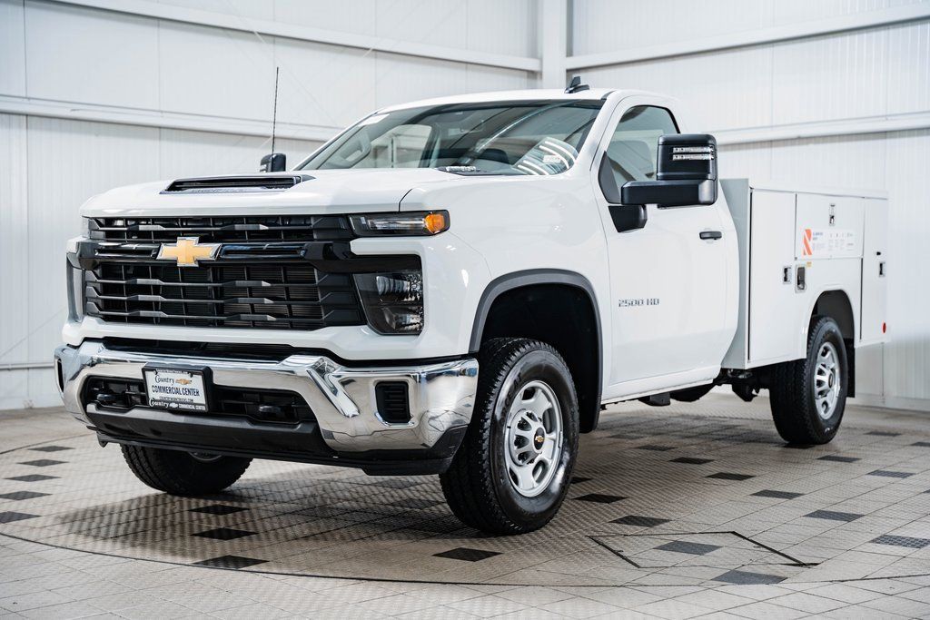 2025 Chevrolet Silverado 2500HD Work Truck photo 3