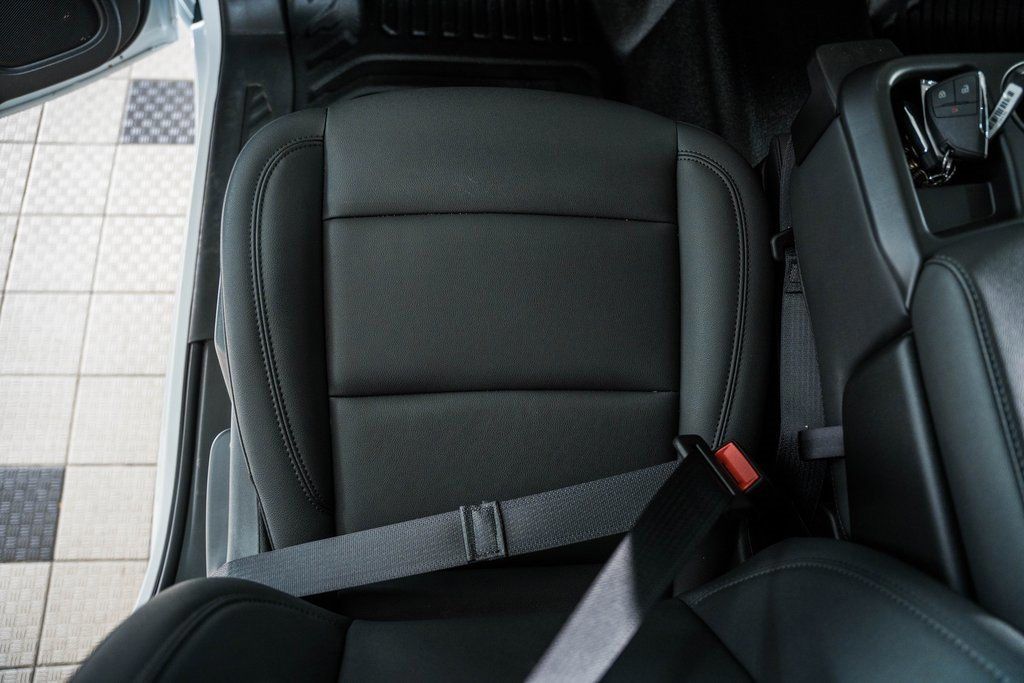 2025 Chevrolet Silverado 2500HD 4WD Reg Cab 142" Work Truck - 22868295 - 38