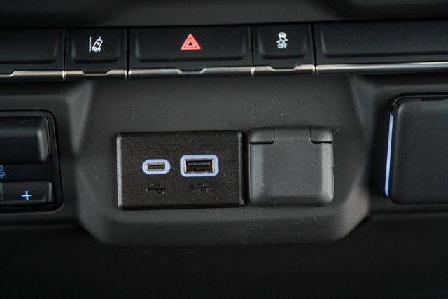 2025 Chevrolet Silverado 2500HD 4WD Reg Cab 142" Work Truck - 22868296 - 31