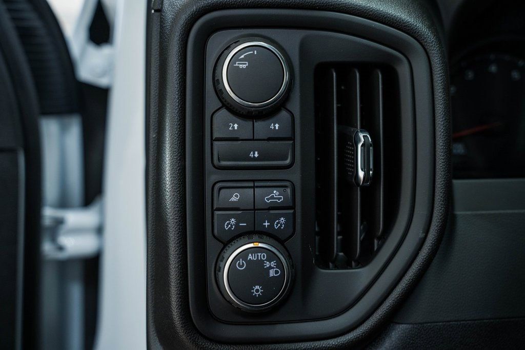 2025 Chevrolet Silverado 2500HD 4WD Reg Cab 142" Work Truck - 22868296 - 43