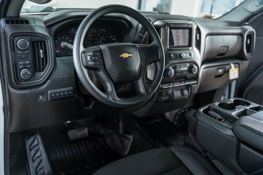 2025 Chevrolet Silverado 2500HD 4WD Reg Cab 142" Work Truck - 22874256 - 26
