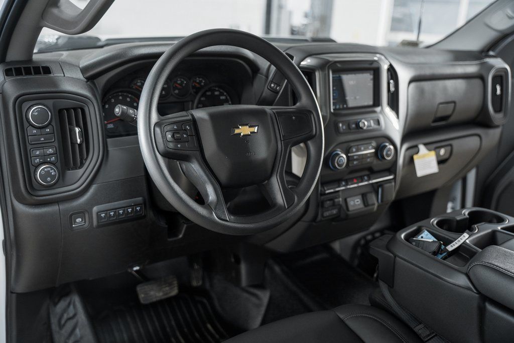 2025 Chevrolet Silverado 2500HD 4WD Reg Cab 142" Work Truck - 22995480 - 23
