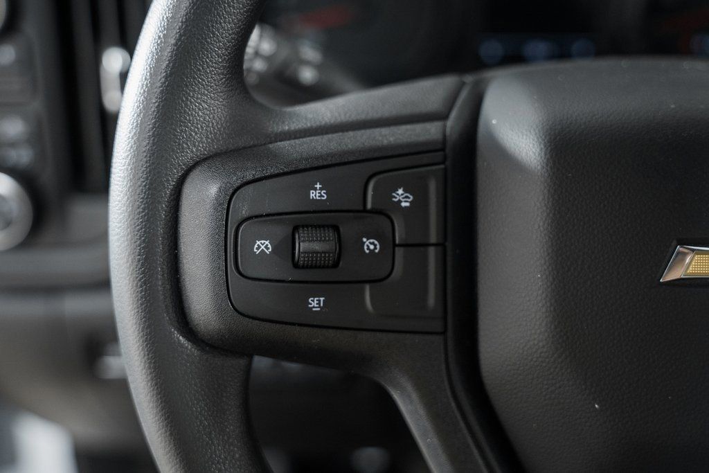 2025 Chevrolet Silverado 2500HD 4WD Reg Cab 142" Work Truck - 22995480 - 31