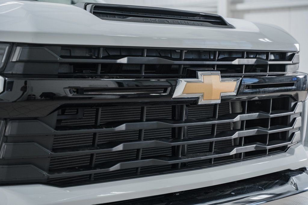 2025 Chevrolet Silverado 2500HD 4WD Reg Cab 142" Work Truck - 22995480 - 8