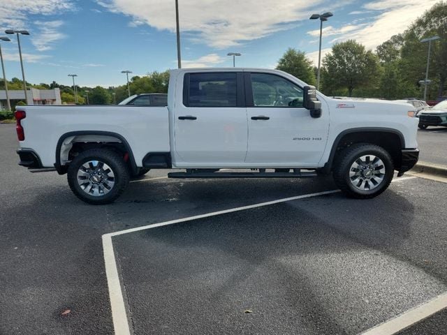 2025 Chevrolet Silverado 2500HD Custom - 22584233 - 3