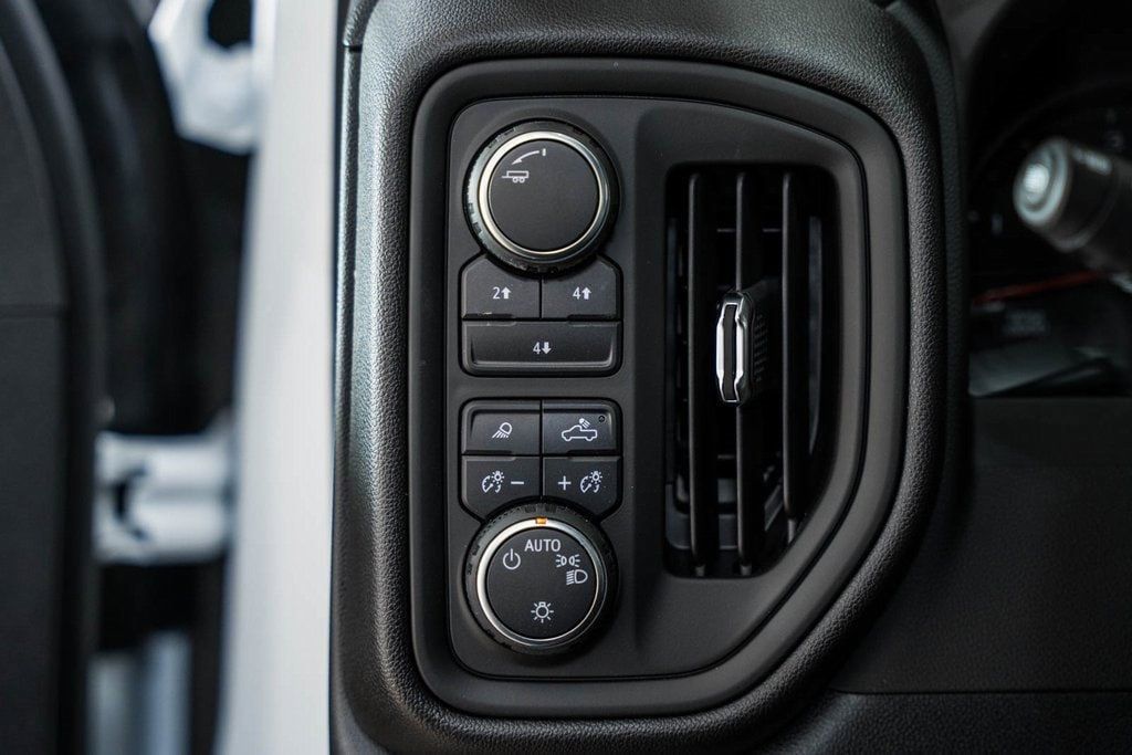 2025 Chevrolet Silverado 2500HD WT - 22868288 - 39