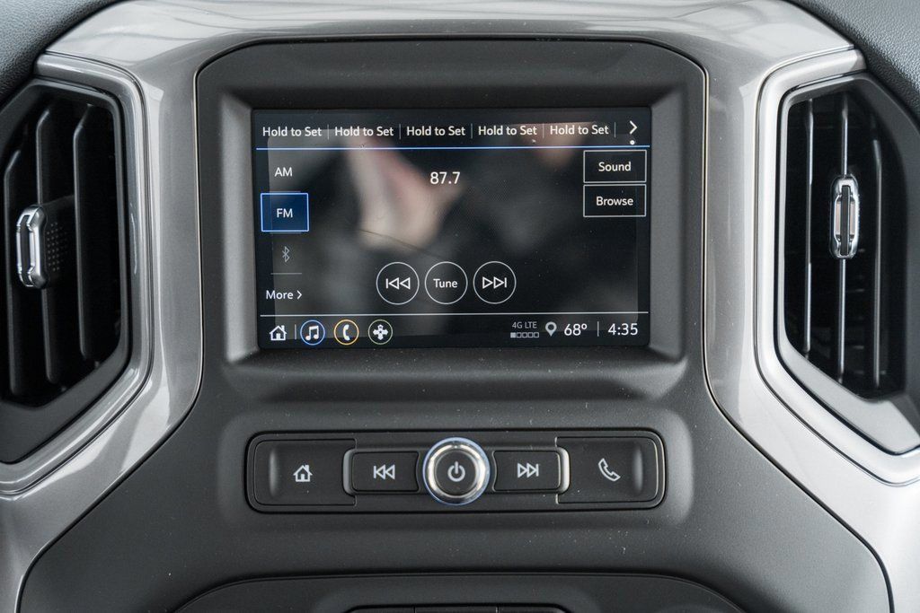 2025 Chevrolet Silverado 3500 HD WT - 22868302 - 24