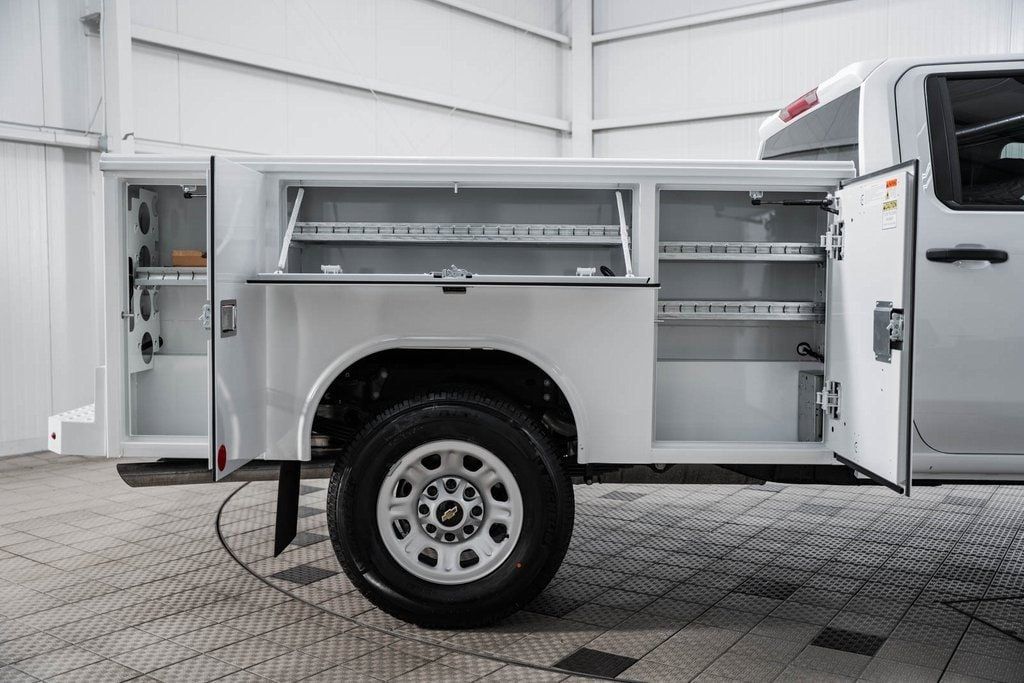 2025 Chevrolet Silverado 3500 HD WT - 22868304 - 19