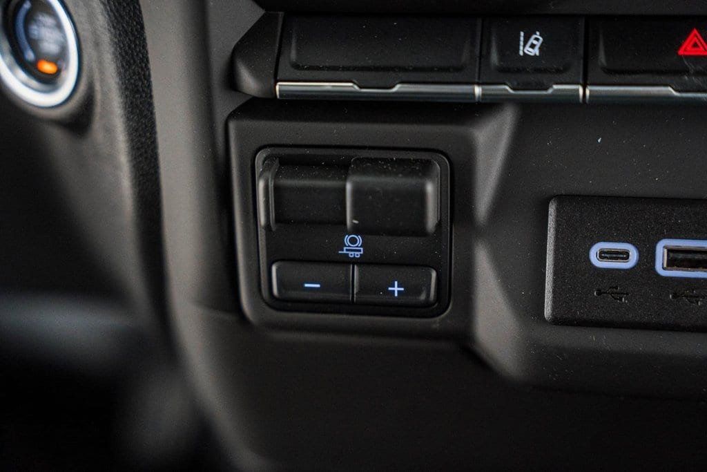 2025 Chevrolet Silverado 3500 HD WT - 22868304 - 26