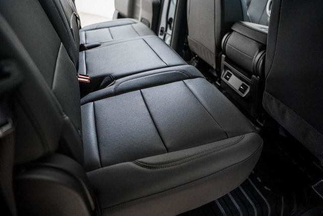 2025 Chevrolet Silverado 3500 HD WT - 22868304 - 34