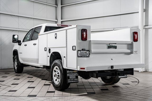 2025 Chevrolet Silverado 3500 HD WT - 22868308 - 4